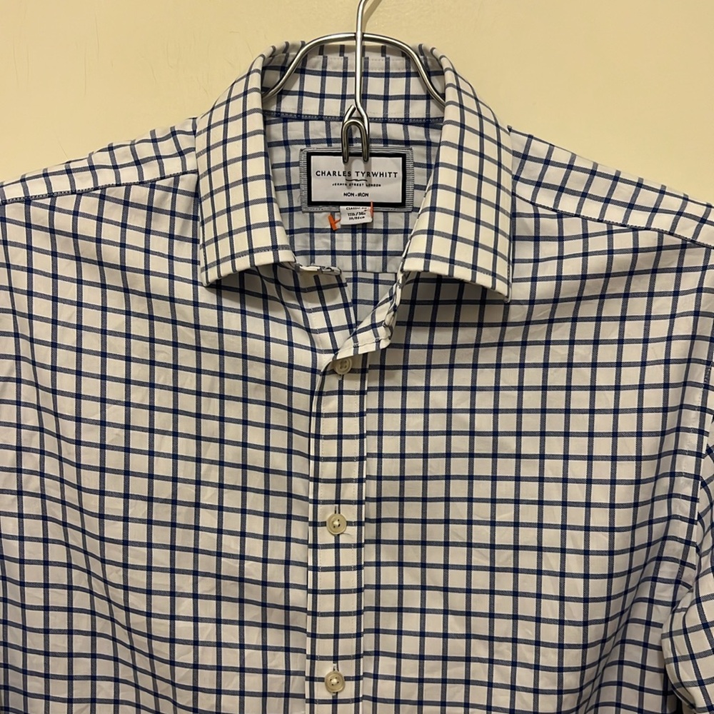 Charles Tyrwhitt (15.5”)